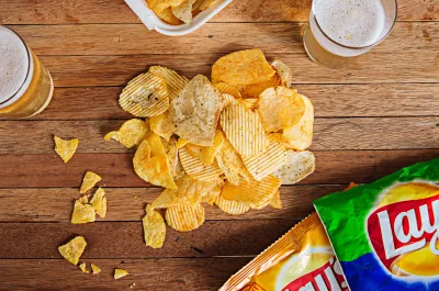 Sevdiyimiz çips markalarının qablaşdırmasının içində neçə faiz boşluq var?