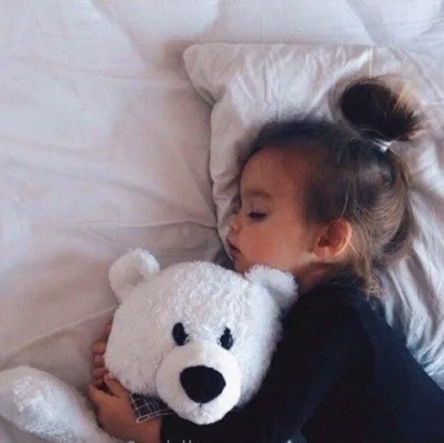 Uşaq və Valideyn: Övladınızınla yatağınızı ayırmaq üçün 5 praktik təklif.