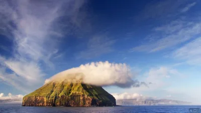 Başı daima buludlu ada - Litla-Dimun