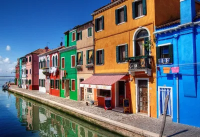 Burano - Venesiyanın rəngarəng bölgəsi 