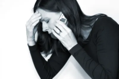 Təsdiqləndi: mobil telefon xərçəng yaradır