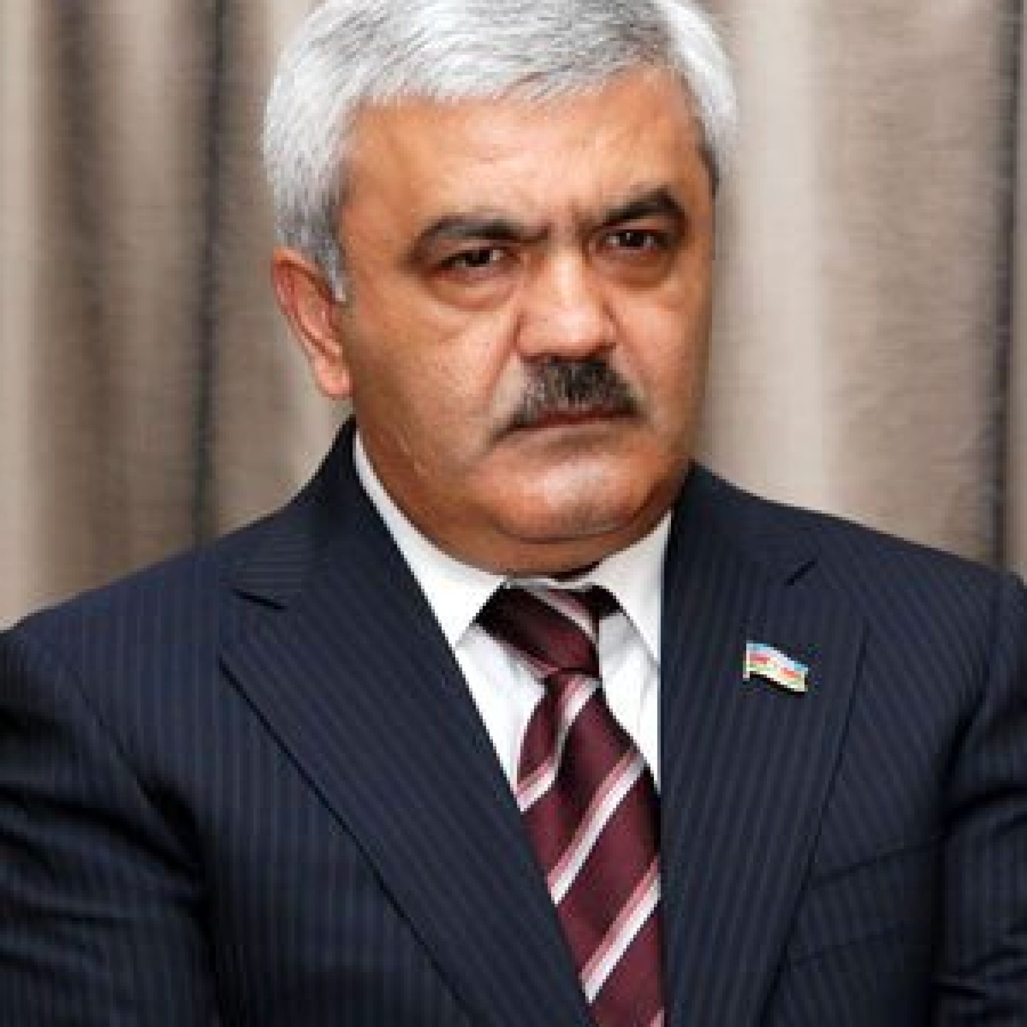 Rovneq Abdullayev Wikipedia