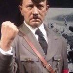 410px-Adolf_Hitler_Wax_Statue_in_Madame_Tussauds_London