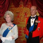 800px-Elizabeth_II_Wax_Statue_in_Madame_Tussauds_London